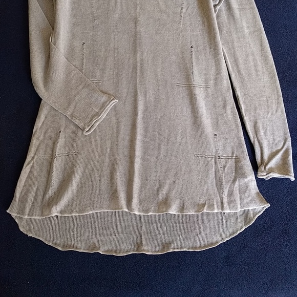 Knitted pullover. - Picture 2 of 4